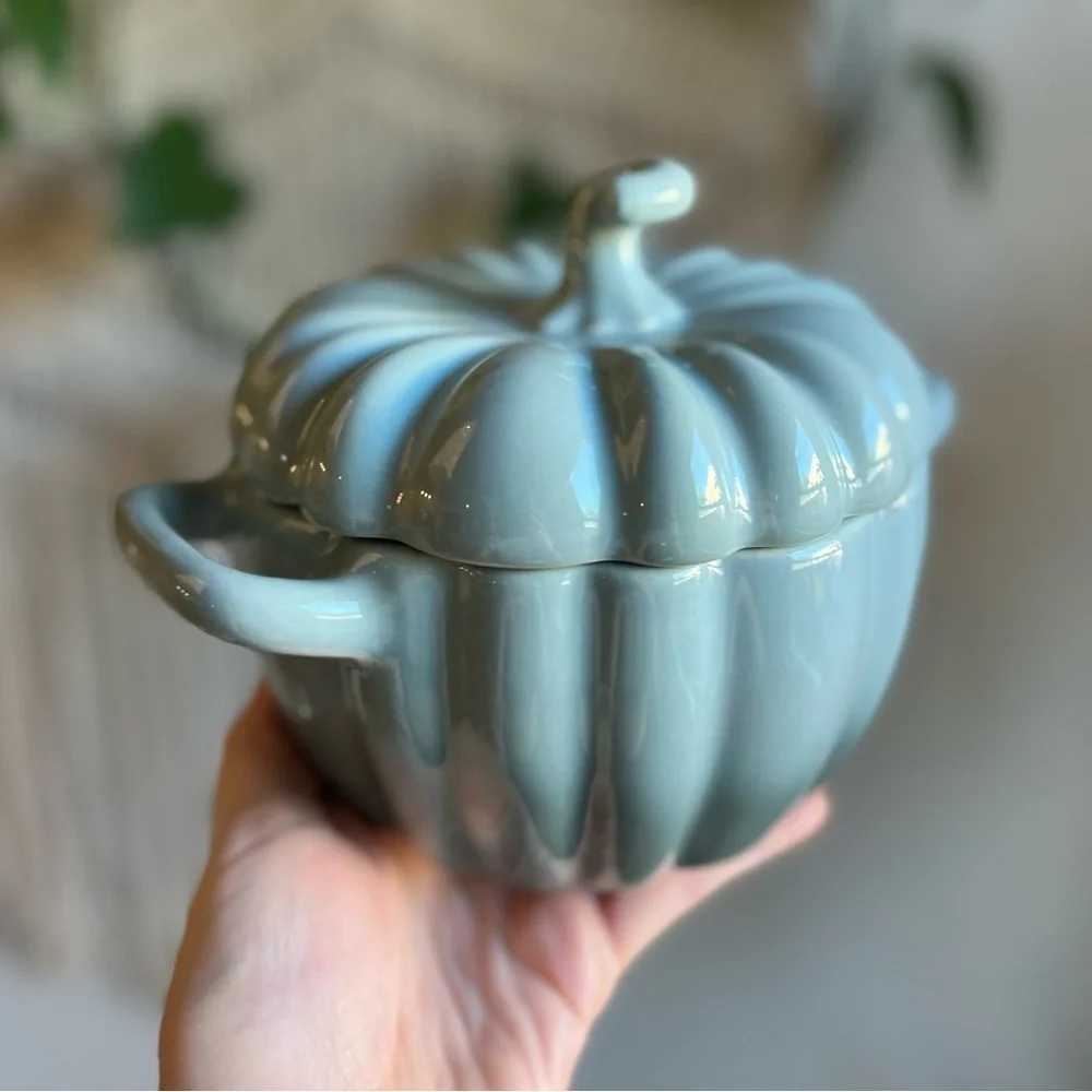 Crofton Pumpkin Cocotte – Blue Stoneware Mini Casserole Dish Fall Kitchenware